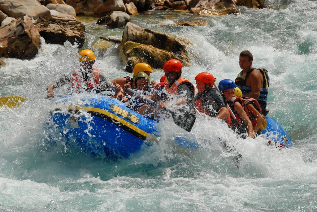 Rafting Center Drina Tara Hotel Bastasi Ngoại thất bức ảnh